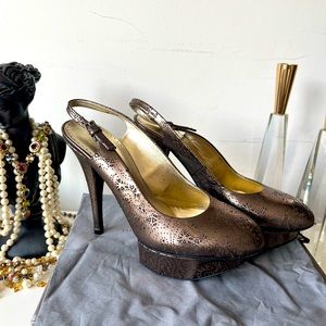 HALSTON HERITAGE
Mila Leather Slingback Platform Pumps
Size: 10